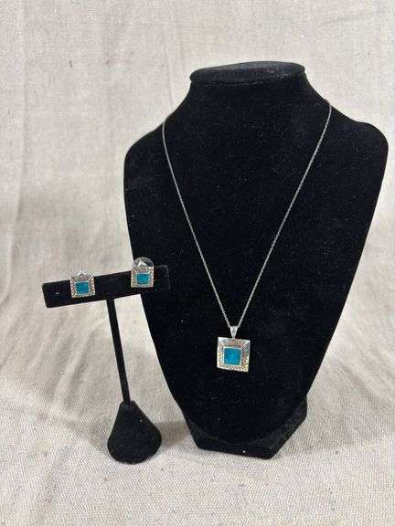 Sterling and turquoise pendant and matching stud earrings 8.2 g total weight image
