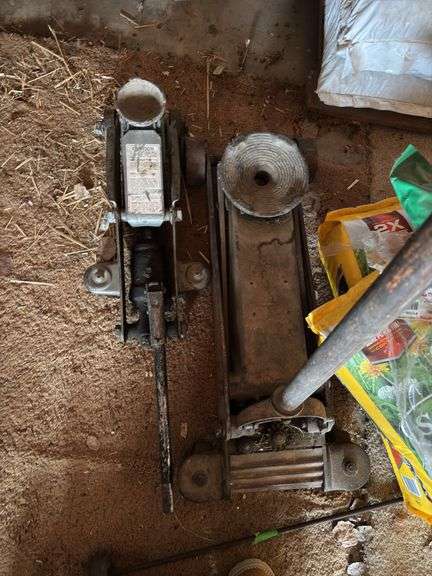 Two floor jacks image