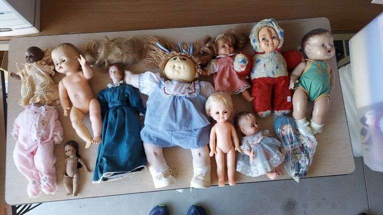 Dolls & doll stands image