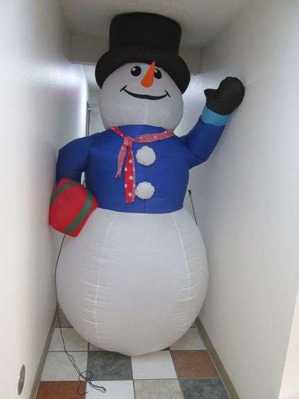 Snowman Inflatable image
