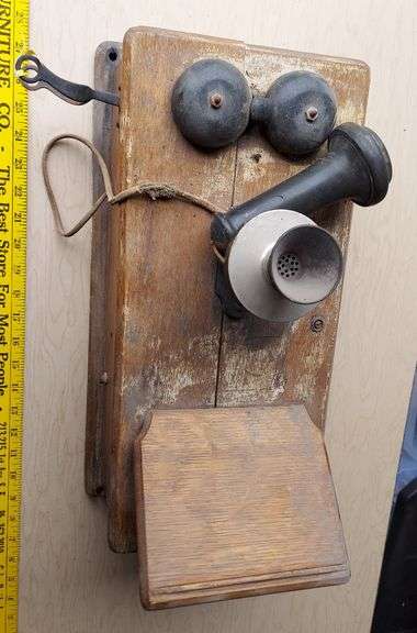 Hand Crank Wall Phone, magneto generator mechanism inside, see photos image
