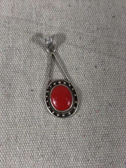 Sterling and coral pendant 7.5 gram total weight image