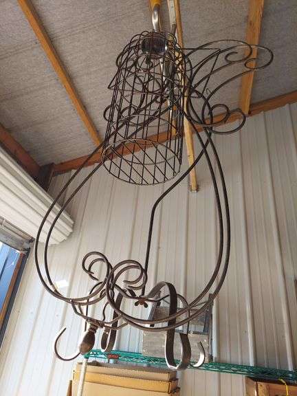 Outdoor Yard Garden Decor - wire planter boxes, decorative fence, steel wire lawn ornaments, pot holders, etc image