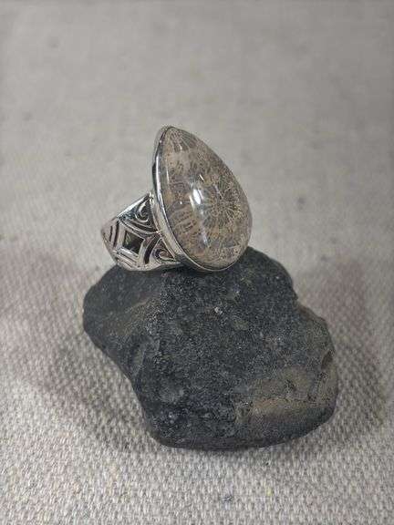 Fossilized coral and sterling ring size 7 1/4, 8 g total weight image