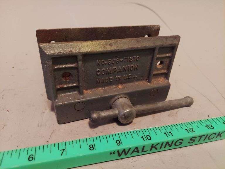 Companion 6-1/2" Woodworking Vise No.506-51870 image