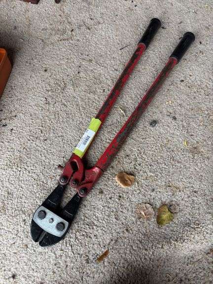 Large set of bolt cutters image