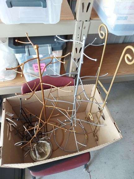 Display Stands for jewelry, ornaments, plates and more image