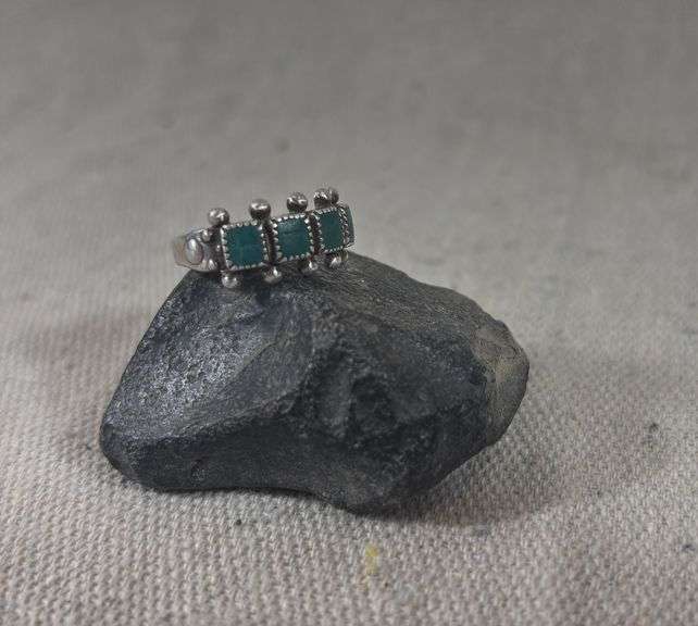 Sterling and turquoise four stone ring band size 7 1/2, 3.6 g total weight image