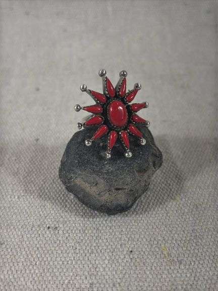 Sterling and Coral Zuni petit point ring size 6, 11 g total weight image