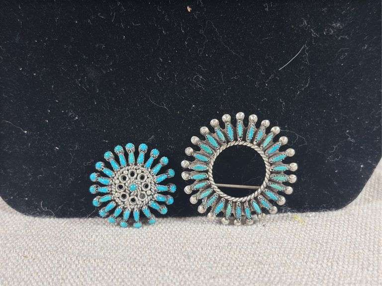 Two Zuni petit point brooch pendants 12 g total weight image