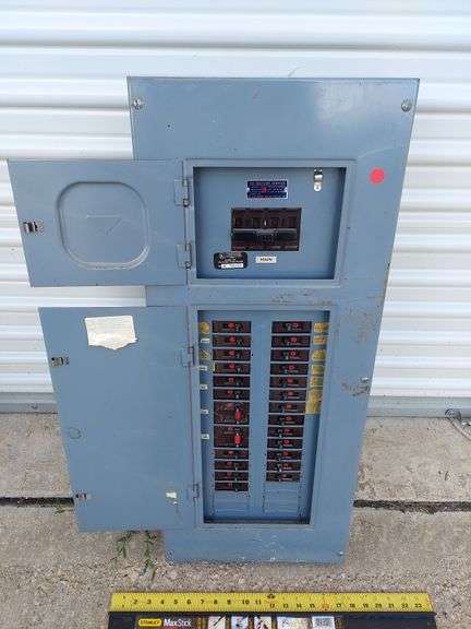 Breaker box 200-amp 33.5"H x 14"W x 4"D(ext) image