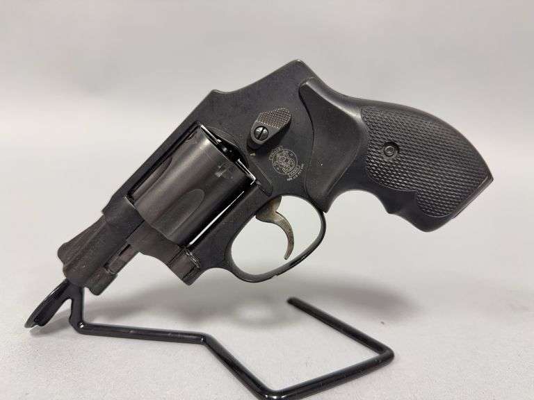 Smith & Wesson 38 Spl Revolver, Model 405 Airweight, SN DCU8576 image