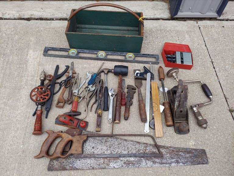 Mixed Hand Tools image