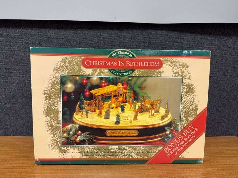 Mr Christmas Collectibles Christmas in Bethlehem 32pc animated nativity image