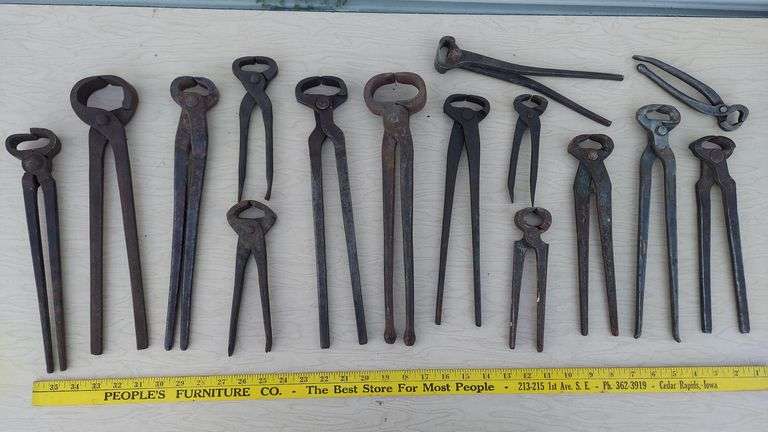 Farrier Tools, cast iron & steel, various sizes & styles, Hoof Nippers image