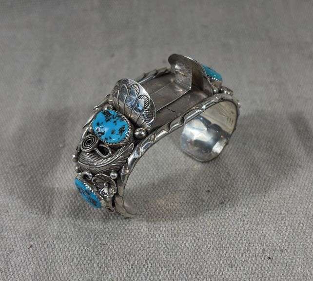 Large men’s sterling GL marked vintage turquoise traditional Navajo style watch cuff 71.3 g total weight image