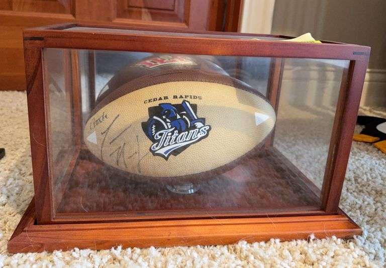 Cedar Rapids Titans IFL Marvin McNutt autographed football image
