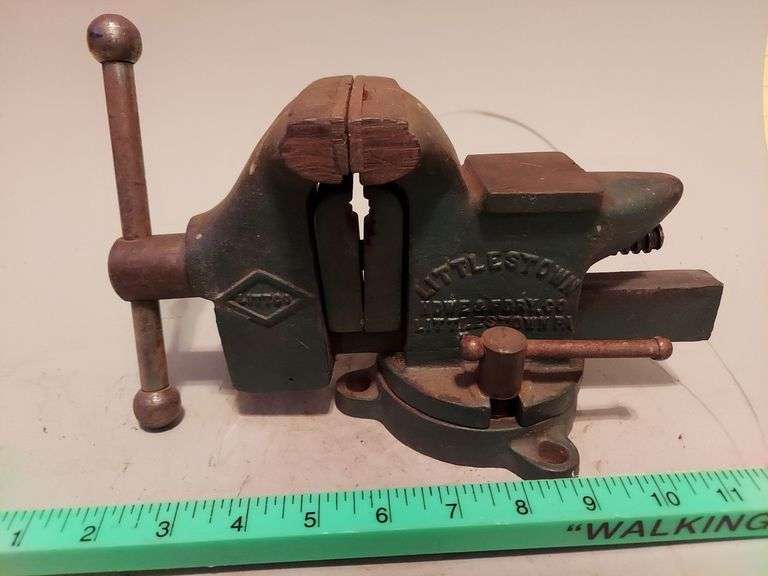 Littco No.25 bench vise image
