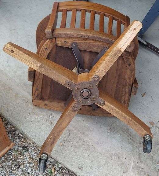Jasper Seating Solid Oak Armed Office Chair on wheels, needs repair. Dimensions 35"H overall, seat 18"L x 20"W, footprint 20"x20" image