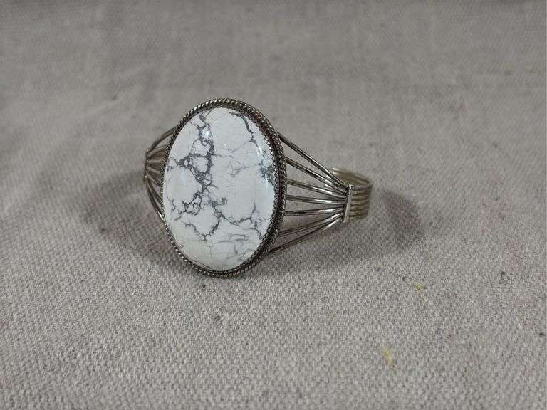 Sterling cuff with howlite centerstone 36g total weight image