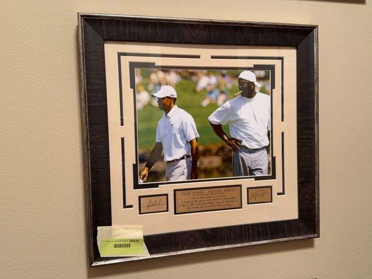 Tiger Woods and Michael Jordan golf picture image