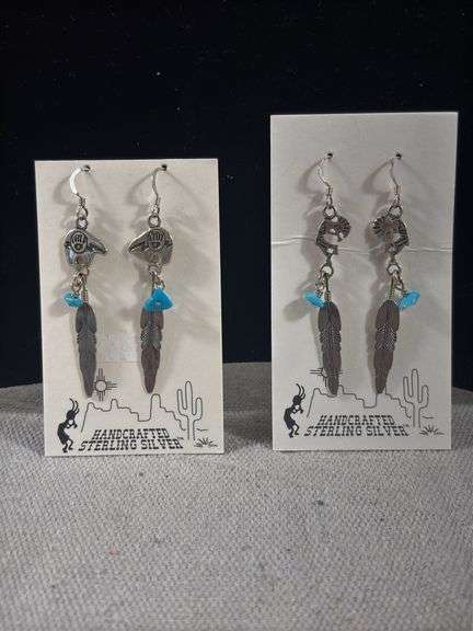 Two pair QT marked Sterling dangle earrings 8 g total weight image