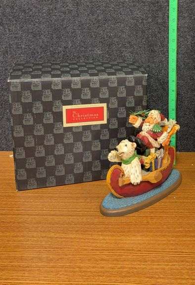 David Frykman Portfolio Christmas Collection figurine from Studio G! image