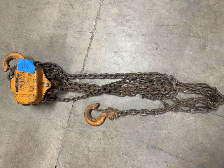 12-In screw Jack, 3-ton chain hoist American gauge manufacturing company, Craftsman circular saw. image