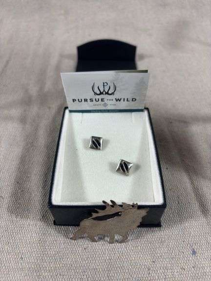 Sterling Elk brooch and Elk track post earrings image