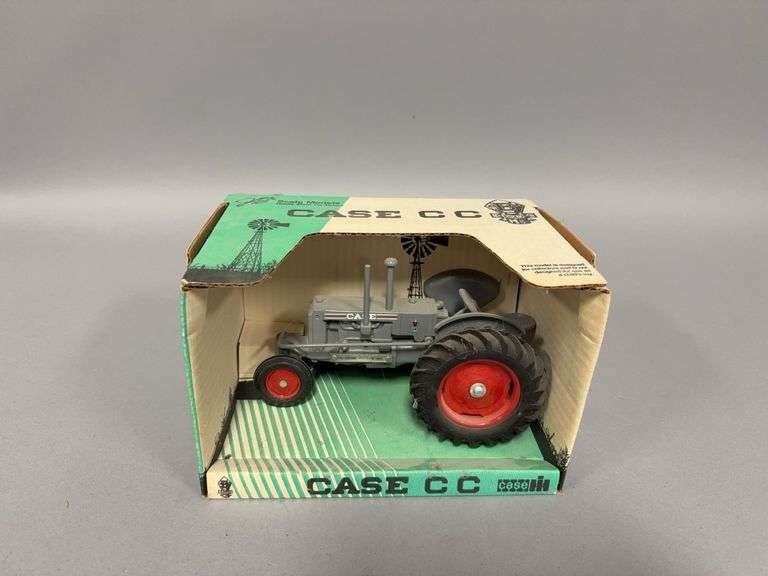 1:16 scale Scale Models Case CC image