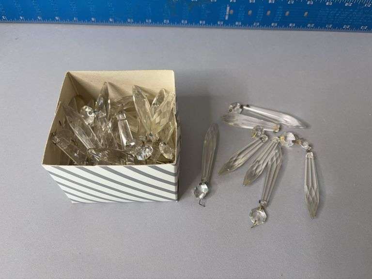 Uncounted glass prisms image