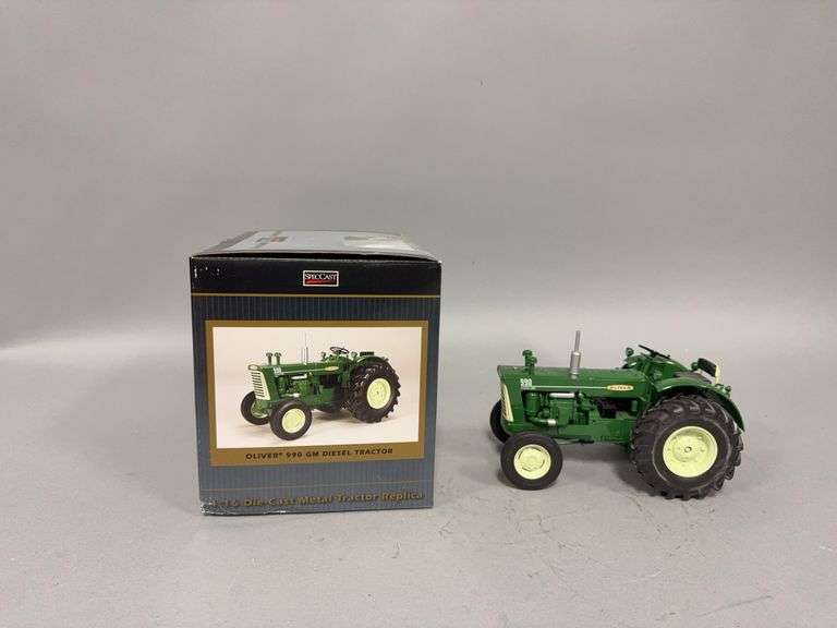 1:16 scale Spec Cast Oliver 990 GM Diesel tractor image