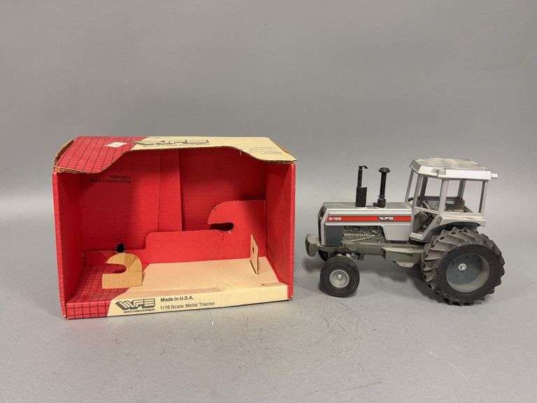 1:16 scale Scale Models White 2-155 tractor image