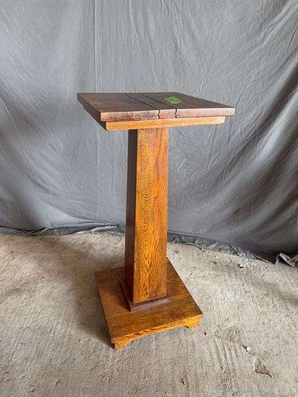 30" oak colonnade plant stand 13" top image