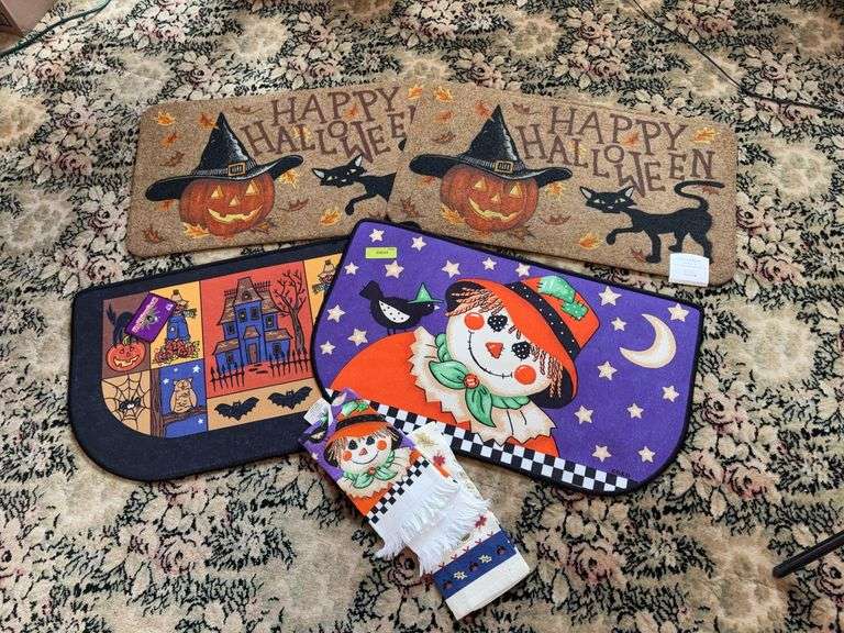 Four new entry rugs, Halloween theme image