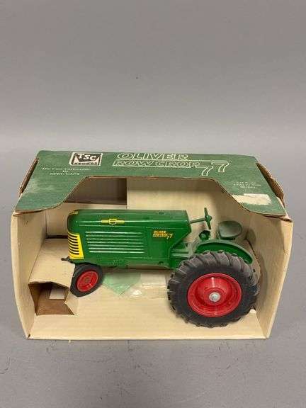 1:16 scale Spec Cast Oliver 77 Row Crop tractor image