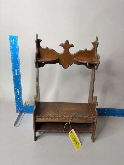 10x17 display stand image