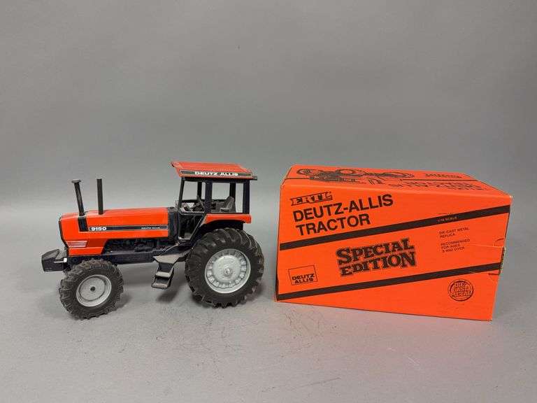 1:16 scale Ertl Deutz-Allis 9150 AWD tractor Orange image