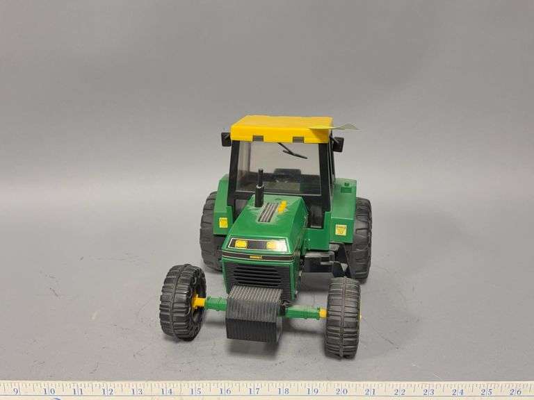 Buddy L Big Bruiser Twin Turbo 2002 tractor image