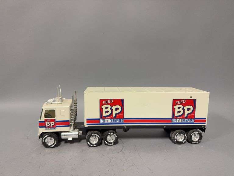 Nylint BP Feed of Champions tractor trailer image