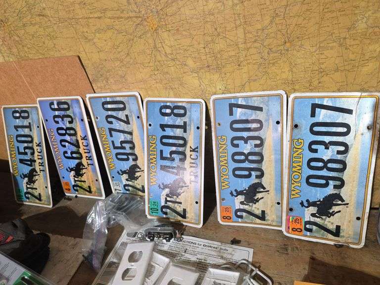 License plates image