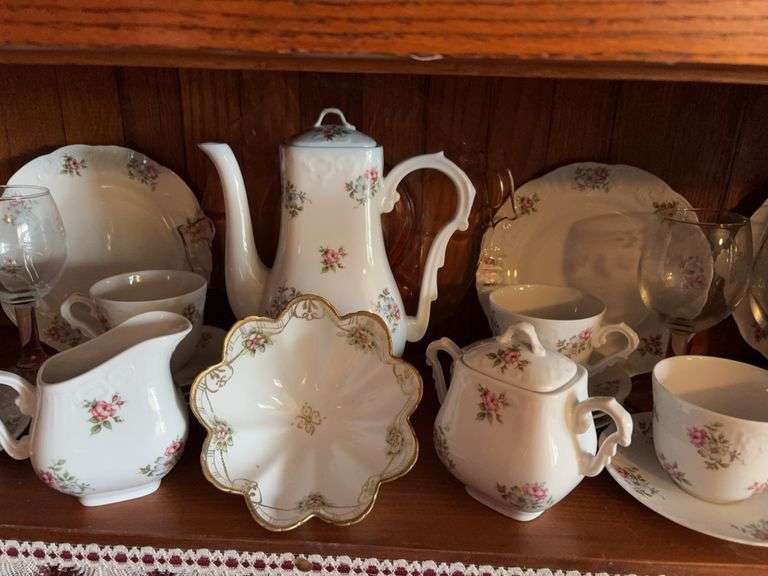 Princess House tea set and pink stemmed stemware image