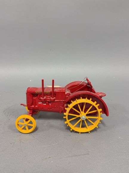 1:16 scale Scale Models Massey-Harris steel wheel tractor image