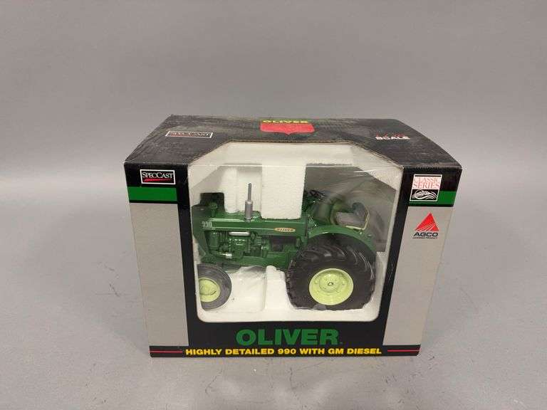 1:16 scale Spec Cast Oliver 990 with GM Diesel tractor image