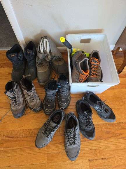 Men's Shoes and boots sizes 10.5 and 11 image