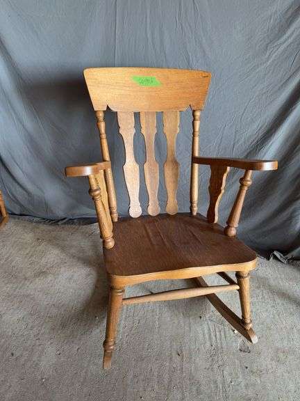 Oak arm rocker image