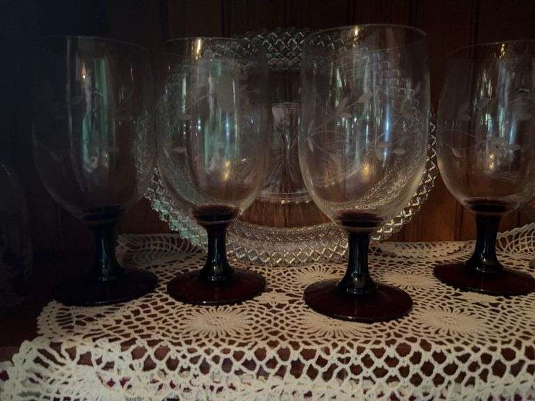 Wheel etched stemware w red stems, clear glass pieces image