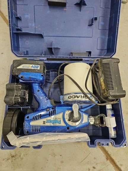 Graco ProShot II Cordless Airless Paint Sprayer, Includes Batteries and Charger in Box image