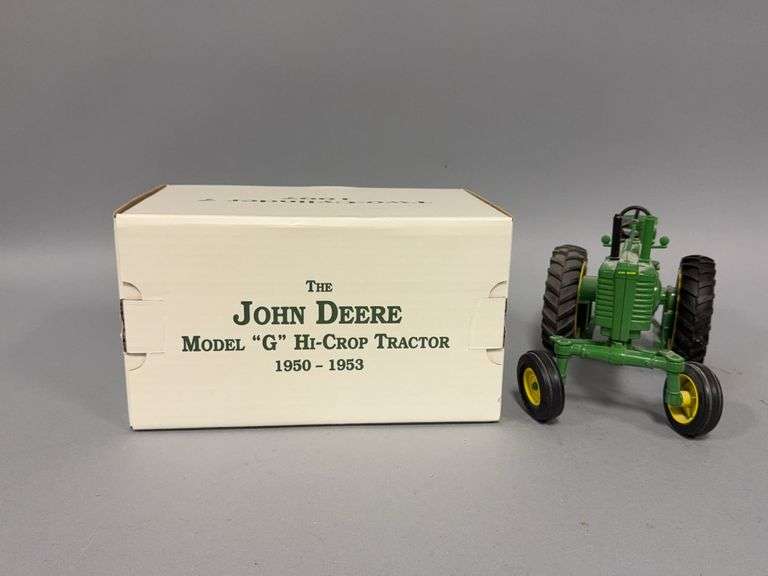 1:16 scale Ertl John Deere Model G Hi-Crop tractor 1950-1953 Two-Cylinder 7 1997 image