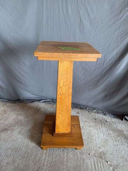 30" tall oak colonnade plant stand 13" sq top image